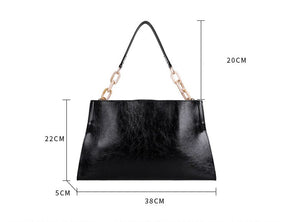 Elisa Shoulder Bag – Minimalist & Modern